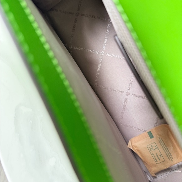 LIKE NEW: Michael Kors Palm Green Satchel - Picture 4 of 4